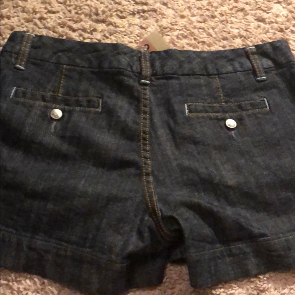 Shorts - Picture 2 of 2